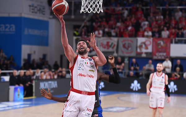 BM ON LBA: Milano espugna il Palaleonessa sul filo di lana. Brescia battuta 79-73 – di Riccardo Chiorzi