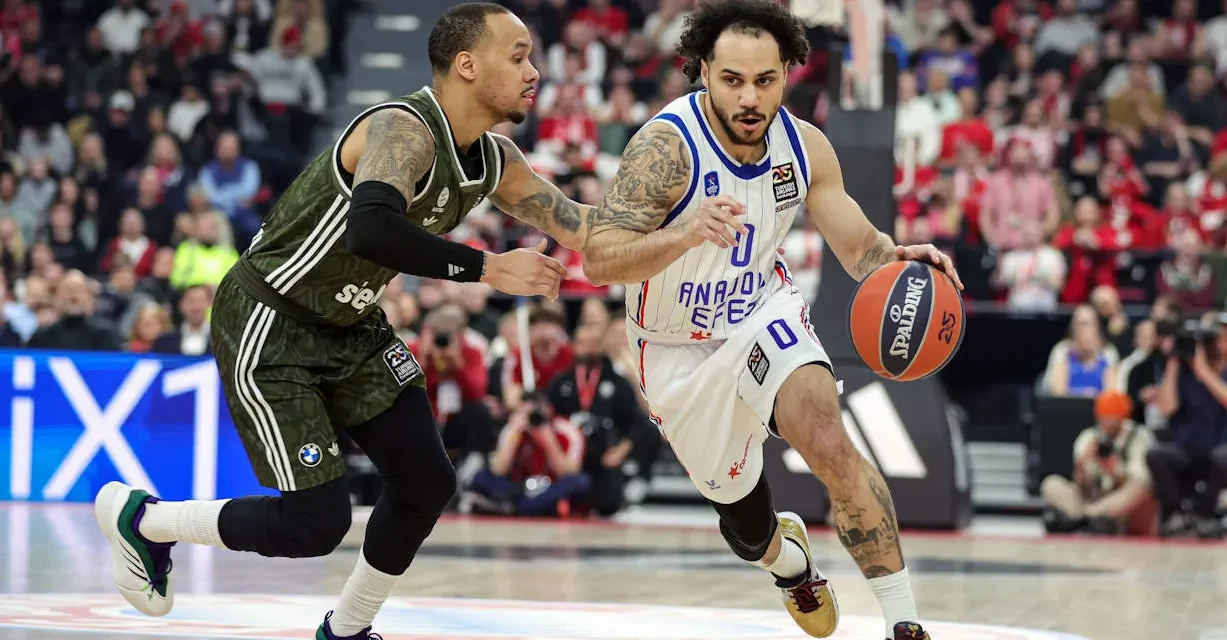 BM DA EUROLEAGUE/ LARKIN E BANCHI CHE VITTORIA IN BAVIERA, L’OLYMPIACOS SI PRENDE ATENE. SUCCESSI A SORPRESA DI MACABI E ALBA. NON SORRIDONO LE DUE MONACO – di EUGENIO PETRILLO