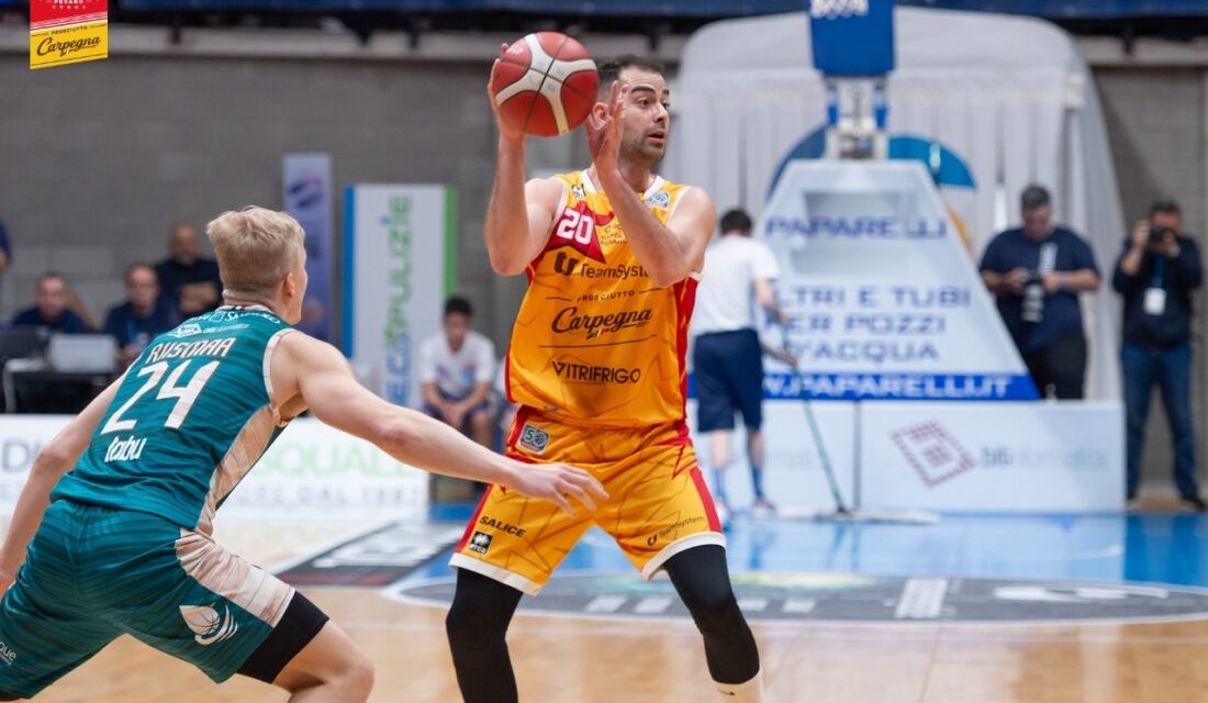 BM ON A2/ IL. PUNTO PESARO: C’ E’ TROPPA CANTU PER QUESTA PESARO, I BIANCOROSSI IN ALTO MARE- DI LEONARDO PIANOSI
