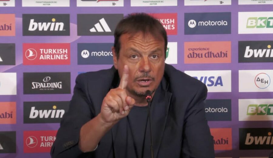 Ataman contro Banchi: “Perché vi allenate al Pireo e non ad Oaka? Odio chi ti sorride in faccia e poi fa le cose strane alle spalle”