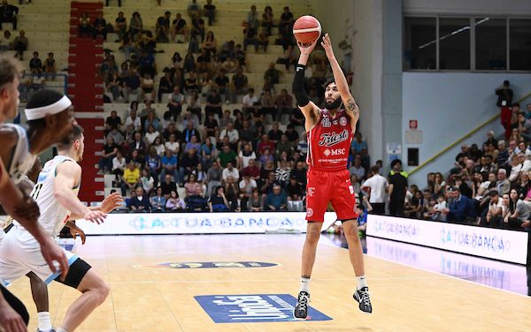 BM ON LBA/ Le Pagelle: Uthoff e Valentine firmano il successo di Trieste, decisivo anche Jayce Johnson. Non bastano Semaj Christon e Corey Davis alla Vanoli Cremona – di Valerio Laurenti