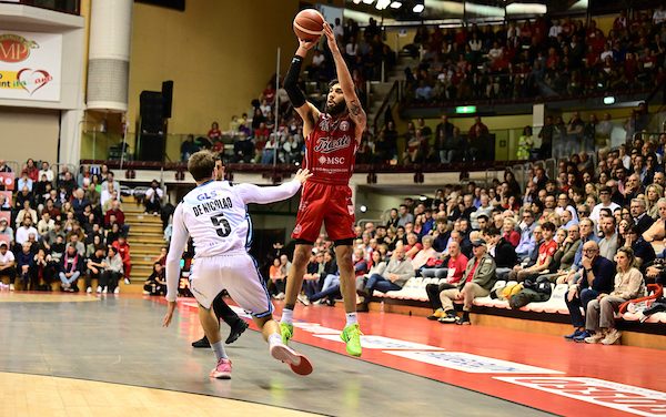 BM ON LBA/ Trieste travolgente, rollata Napoli (109-82) – di Elio De Falco