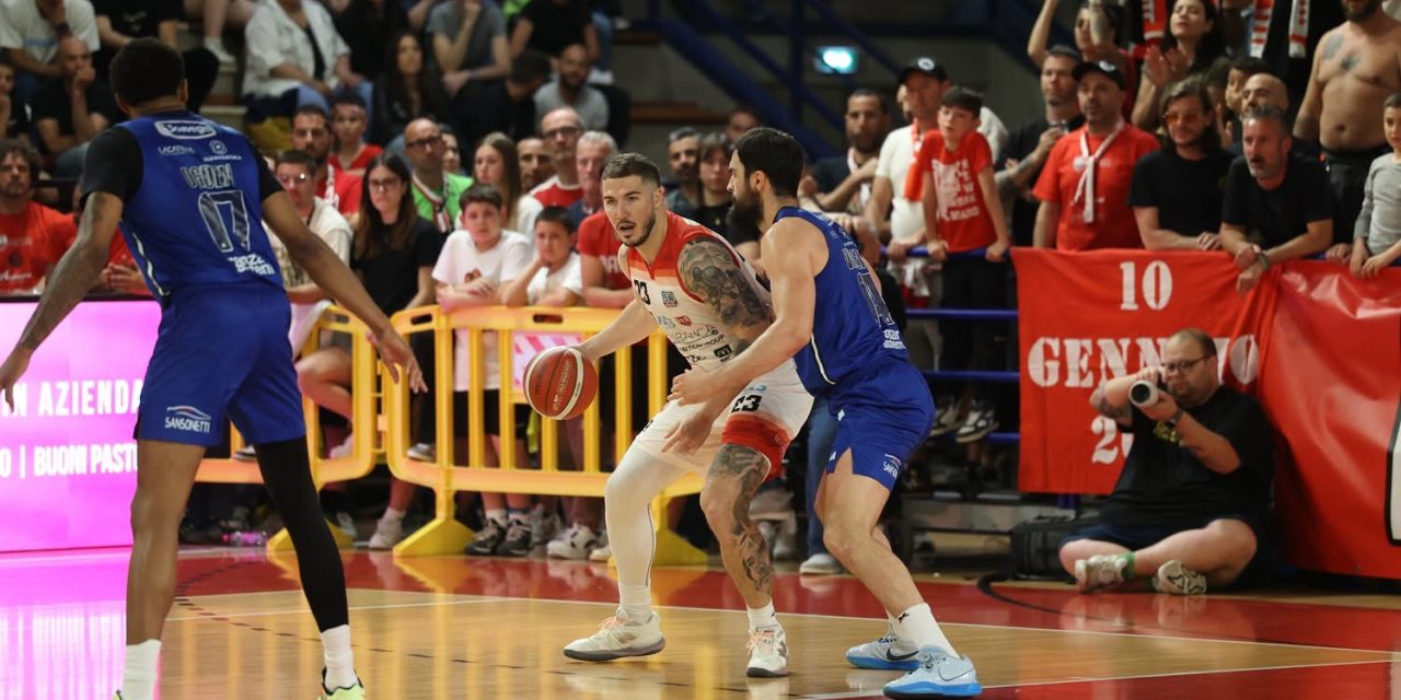 BM ON PLAYOFF A2/ QUARTI G5: RIMINI FA VALERE IL FATTORE FLAMINIO E VOLA IN SEMIFINALE: BRINDISI BATTUTA 81-74 – di EUGENIO PETRILLO