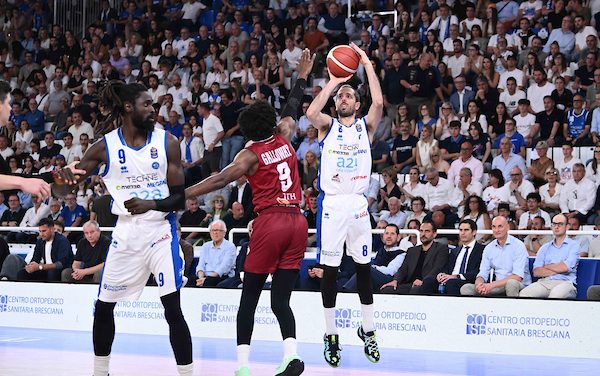 BM GAME DAY LBA/ SEMIFINALE PLAYOFF GARA 3 : Brescia batte Trapani 92-86 e raggiunge la prima storica finale Scudetto – di Riccardo Chiorzi