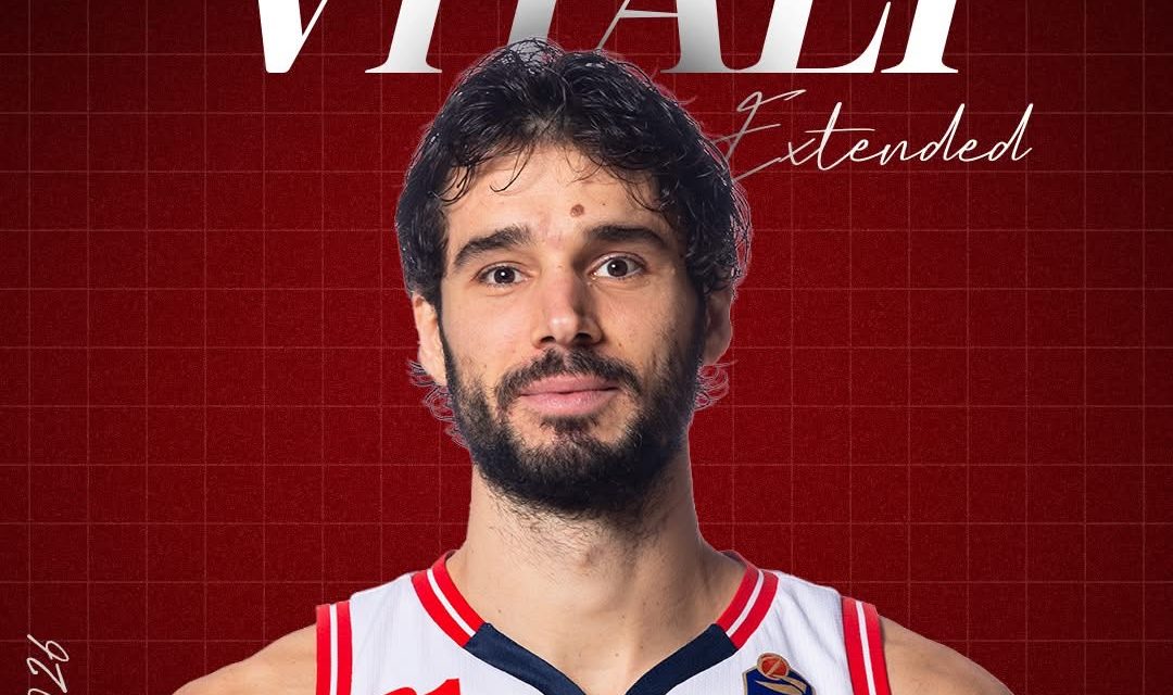 Reggio Emilia, il capitano Michele Vitali resta in biancorosso per altre due stagioni