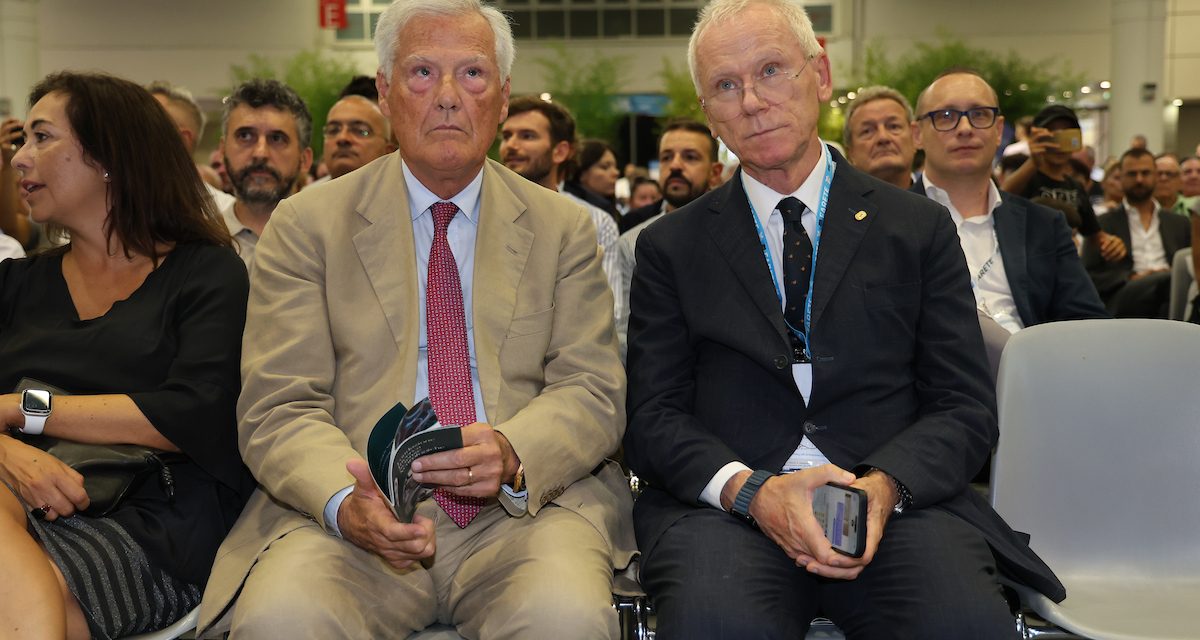 VIRTUS BOLOGNA, MASSIMO ZANETTI E CARLO GHERARDI SI ABBRACCIANO PRIMA DI GARA2: “ERA NEGLI ACCORDI INIZIALI”