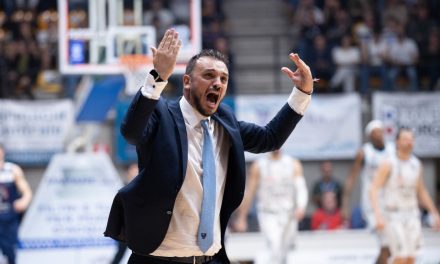 BM POST MATCH/ Cantù, Brienza: “C’è da essere molto felici per questa prima vittoria”. Reggio Emilia, Priftis: “Nell’ultimo quarto abbiamo difeso al di sotto del nostro solito livello”