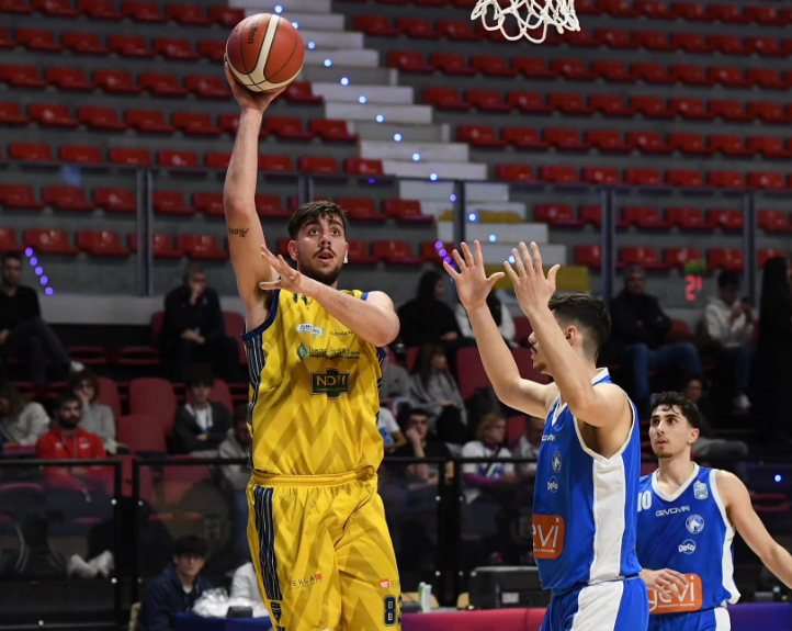 Virtus Roma 1960, Carlo Cane nei prossimi giorni si sosttoporrà ad intervento chirurgico in artroscopia