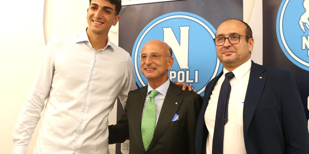 Presentato Guglielmo Caruso: “Napoli è casa mia e si vede che vuole fare le cose in grande”