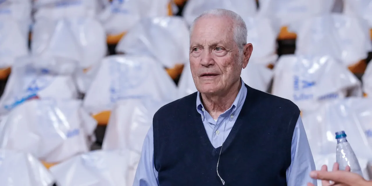 GLI 80 ANNI DELLA PALLACANESTRO VARESE, IL PRESIDENTE BULGHERONI: “L’AFFEZIONE DEI TIFOSI E’UNA CONSEGUENZA DELLA TRADIZIONE DELLA CITTA'”
