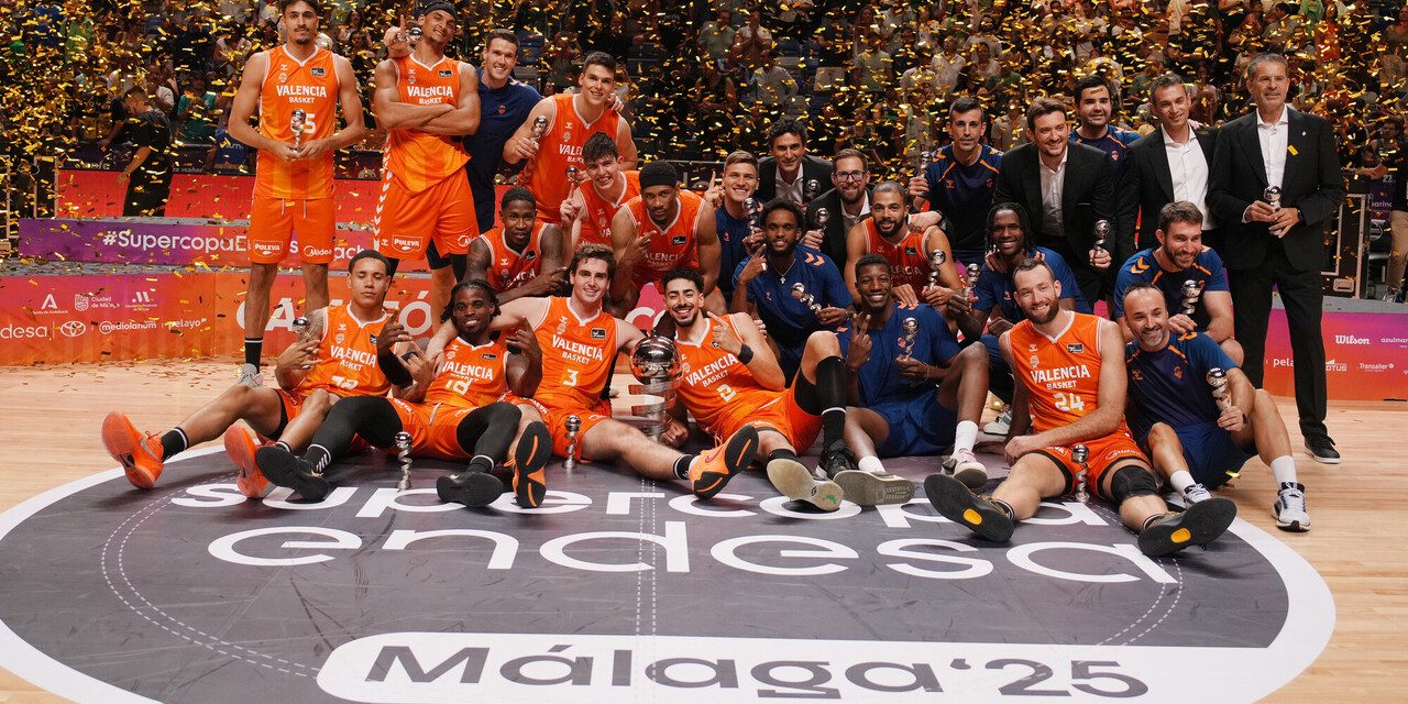 BM ON SUPERCOPA ENDESA/ DE LARREA GLACIALE, LA COPPA È DI VALENCIA! REAL KO 98-94 di Elio De Falco
