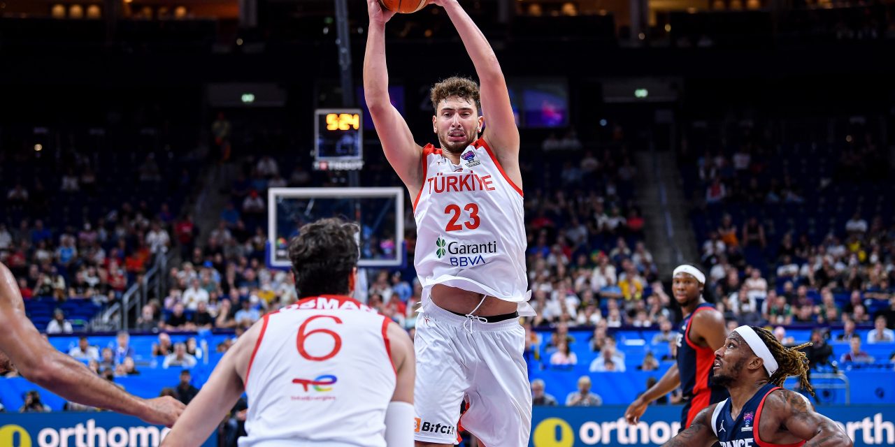 Udoka su Sengun ad EuroBasket 2025: “Ottimi progressi, il lavoro viene ricompensato”