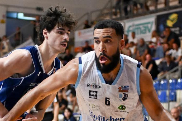 BM ON A2/ Serata magica a Roseto, la neopromossa piega la Fortitudo Bologna – di Alessandro di Bari