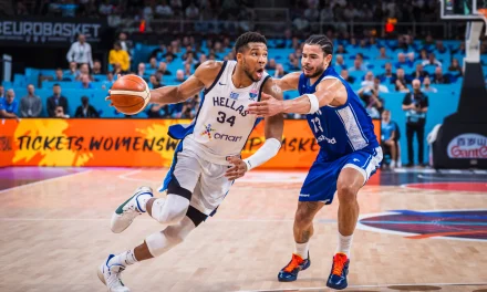 Grecia, Giannis Antetokounmpo dopo aver conquistato il bronzo ad Eurobasket 2025: “Probabilmente il più grande traguardo della mia carriera. Finchè ci sarà Spanoulis giocherò con la Nazionale”