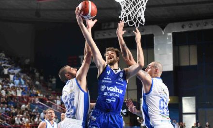 BM ON A2/ BRINDISI STRAVINCE IL DERBY CON RUVO, CENTO ESPUGNA LIVORNO, A VERONA IL BIG MATCH CON PISTOIA, TORINO SORPRENDE CIVIDALE