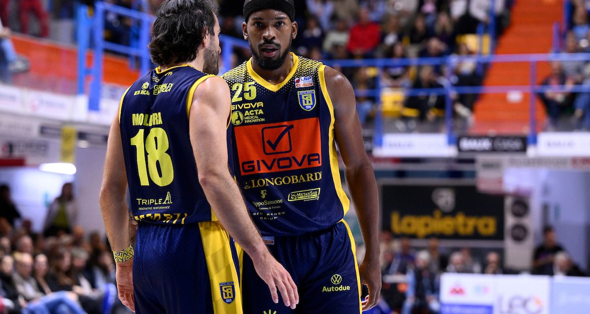 FOCUS BM/A2 EMOTICON: Tutto riaperto: Pesaro crolla, Scafati e Fortitudo lanciano la volata, Forlì è salva – di Pietro Luigi D’Amico