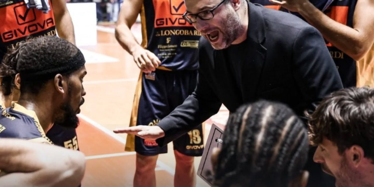 SCAFATI, COACH MAZZETTI HA DATO NUOVA LINFA ALLA SQUADRA, E I GIALLOBLU TORNANO A SORRIDERE – DI ALESSIO APICELLA