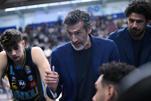 BM POST MATCH/ Vanoli Cremona, Brotto: “Una vittoria importantissima”. Napoli, Magro: “Nel finale ci siamo disuniti, sbagliando scelte offensive”
