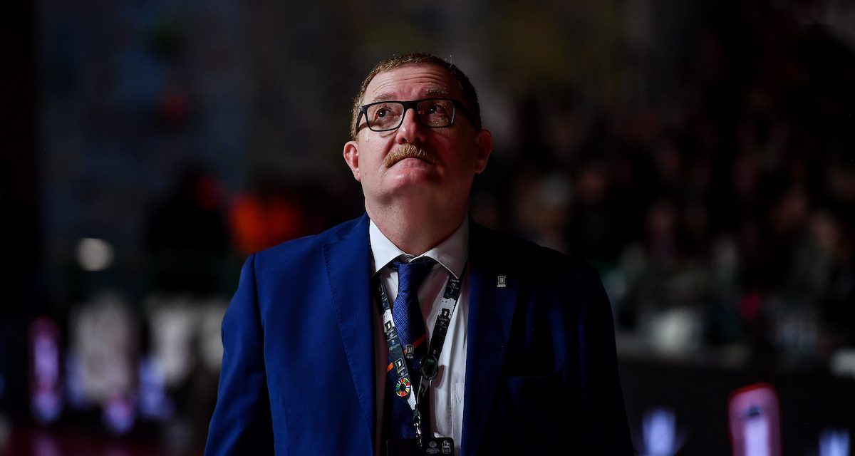 BM ANTEPRIMA A2/ FERENCZ BARTOCCI: “LIVORNO E’ UNA PIAZZA CHE SI MERITA DI SOGNARE IN GRANDE. NELLE RIUNIONI DI LEGA SI STA PARLANDO SERIAMENTE DELL’INTRODUZIONE DELL’INSTANT REPLAY” – DI ALESSIO APICELLA