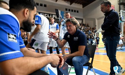 Roseto, ufficiale l’esonero di coach Alessandro Finelli. La squadra è stata affidata a Nando Francani