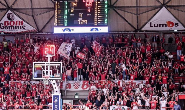 Il comunicato del tifo organizzato di Pistoia Baraonda Biancorossa dopo i fatti di domenica sera: “parteciperemo solo al minuto di silenzio, poi usciremo”
