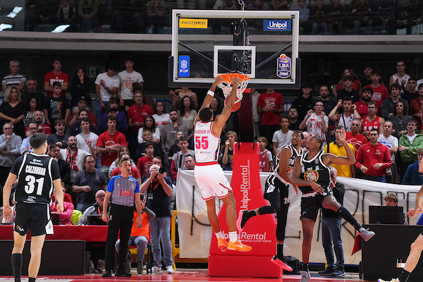 BM ON LBA/ Reggio Emilia parte con slancio: battuta Udine al Palabigi (76-71) – di Maria Federica Tromellini