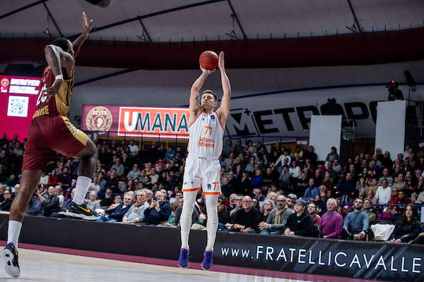 Valencia, rescisso il contratto di Nathan Sestina: il giocatore è diretto a Milano