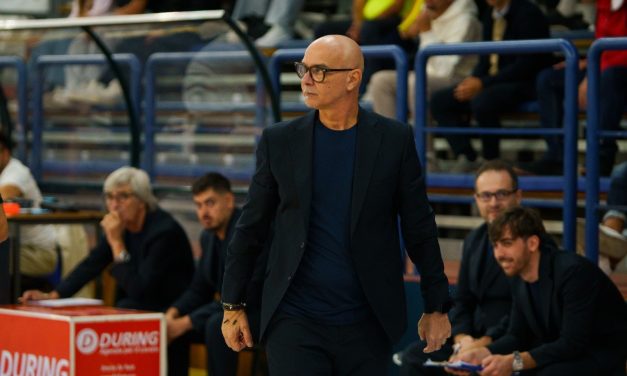 Scafati, lascia coach Crotti e squadra affidata al vice Mazzetti. Nel frattempo ufficiale la firma di Nazzareno Italiano