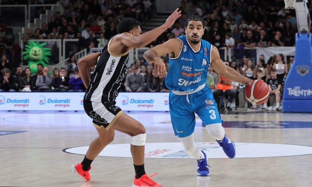 BM ON LBA/Mitrou-Long e Simms glaciali nel finale, Napoli fa il blitz a Trento contro un’Aquila orfana di Jones – Di Massimo Furlani