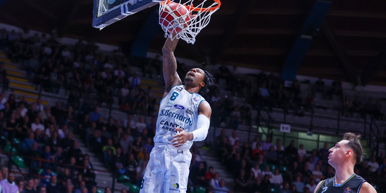 Pallacanestro Cantù, oltre a Bowden potrebbe uscire anche Okeke? Ipotesi cessione in prestito