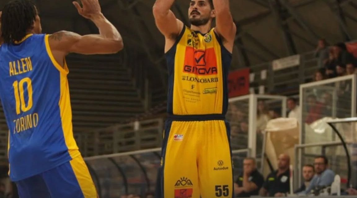 BM ON A2/ SCAFATI SOFFRE NEL FINALE MA BATTE UNA CORIACEA TORINO 75-67, GRAZIE AD UN SUPER CALEB WALKER – DI ALESSIO APICELLA