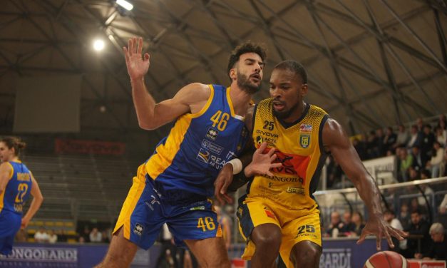 BM ON A2/ LE PAGELLE DI SCAFATI-TORINO: LA COPPIA AMERICANA GIALLOBLU FA LA DIFFERENZA, WALKER E ALLEN REGALANO LA PRIMA VITTORIA A COACH VITUCCI – DI ALESSIO APICELLA