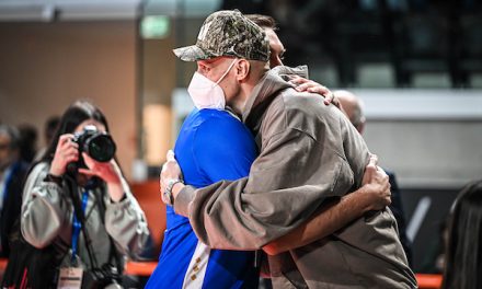 Dal dolore alla dignità – Gli appunti del mese di novembre di Fabrizio Pungetti