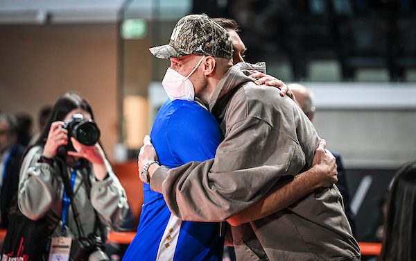 Dal dolore alla dignità – Gli appunti del mese di novembre di Fabrizio Pungetti