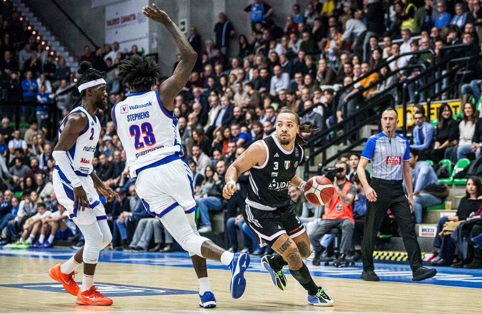 BM ON LBA/ – UN SECONDO TEMPO DOMINANTE PERMETTE IL SUCCESSO ALLA VIRTUS – DI ALVISE BALDAN