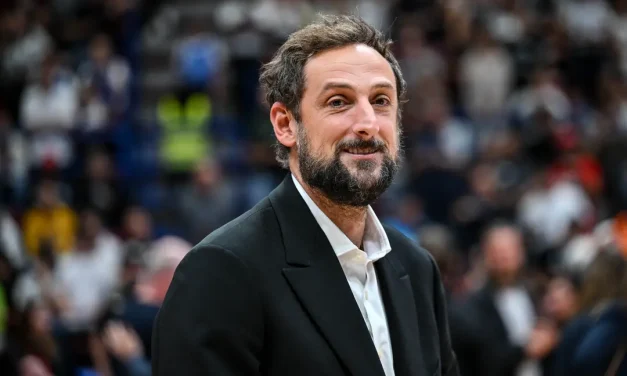 MARCO BELINELLI È TEDOFORO DI MILANO-CORTINA 2026 E PORTERÀ LA TORCIA OLIMPICA