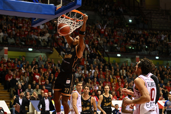 BM ON LBA/ Trieste firma l’impresa, sconfitta Milano 86-82 – di Valerio Laurenti