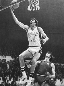 SPECIALE BM / KREŠIMIR ĆOSIĆ, IL PADRE DEL BASKET MODERNO, AVREBBE OGGI COMPIUTO 77 ANNI – DI MATTEO CAZZULANI