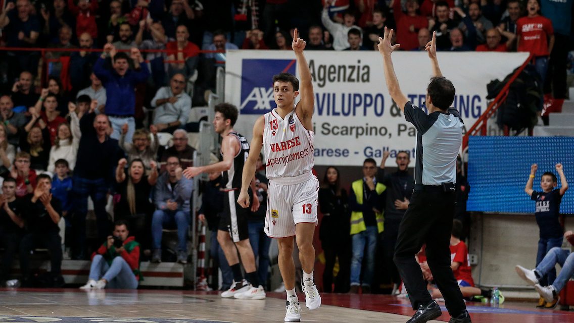 BM ON LBA / IL PUNTO VARESE: DELLE VOLTE È UNO STIMOLO, DELLE VOLTE UN DETERRENTE. QUANDO LA PRESSIONE VALE UNA STAGIONE: VARESE-CANTÙ, BENTORNATO DERBY – DI ANTONIO CATALANO