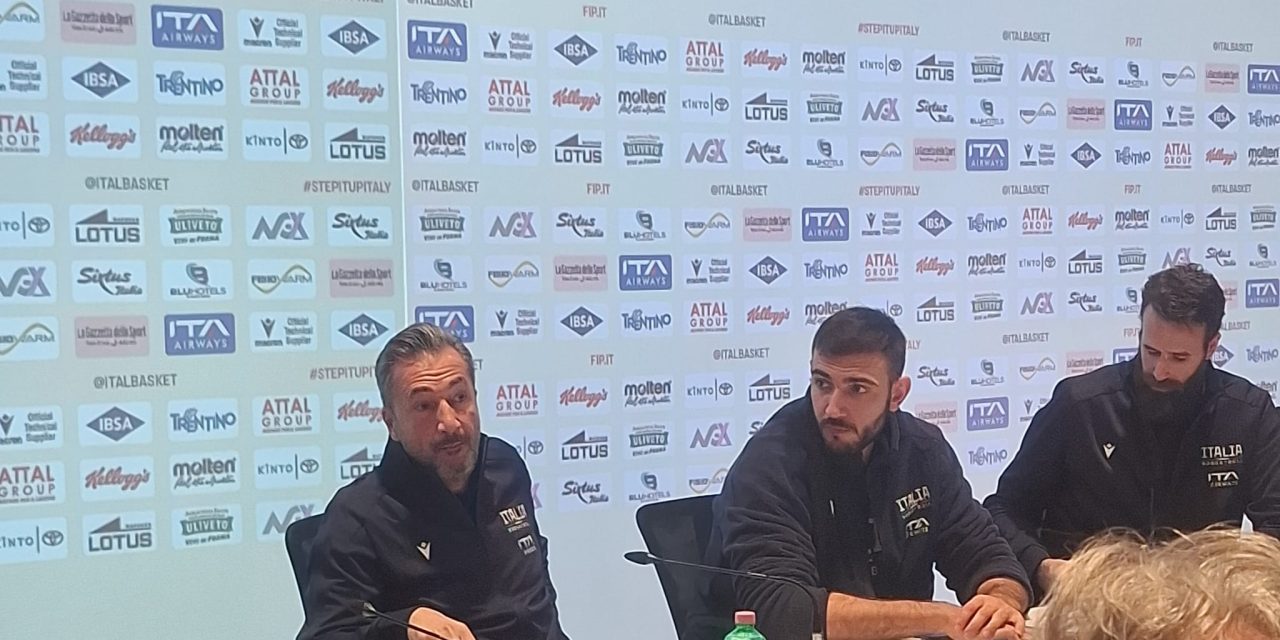 BM AZZURRO/ COACH BANCHI: “VOGLIAMO CERCARE DI MOSTRARE IL MIGLIOR VOLTO POSSIBILE”. TESSITORI:”SONO MOLTO CONTENTO DI POTER SERVIRE IN QUESTE MAGLIE”. – DI VALENTINA FOGLIETTA.