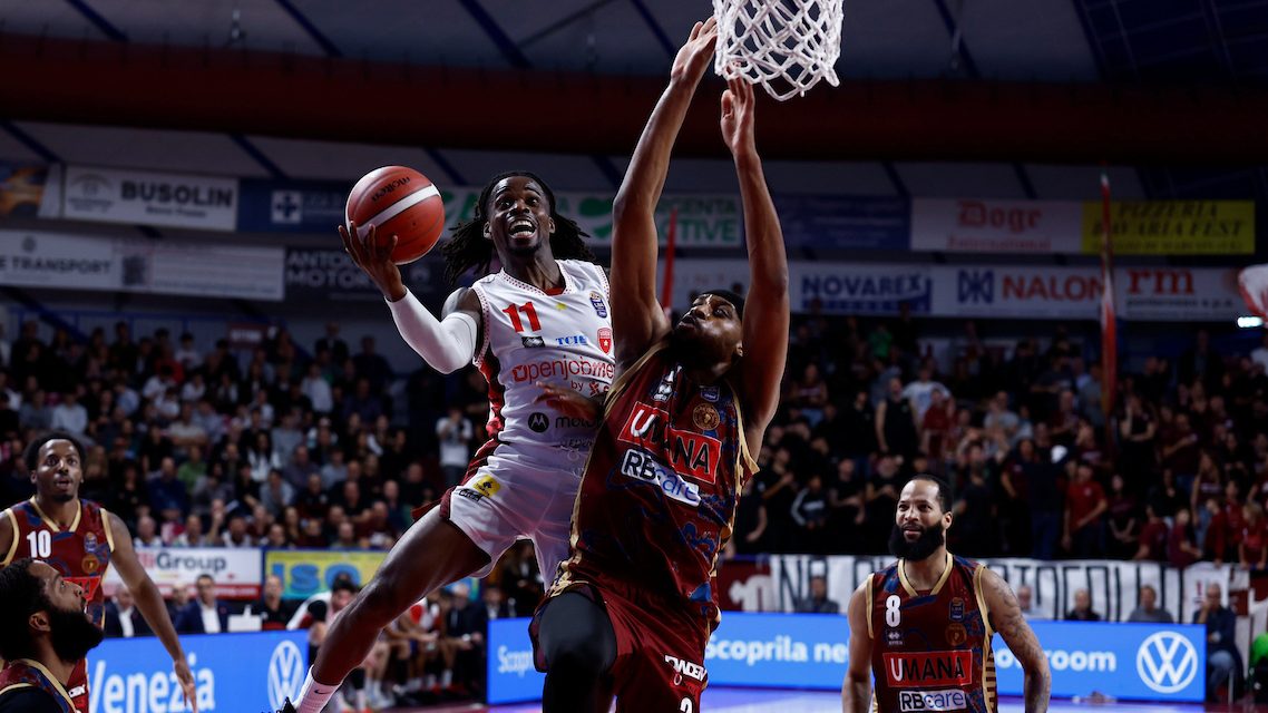 BM ON LBA / L’ENNESIMO GOFFO TRACOLLO: VARESE PERDE ANCHE A VENEZIA – DI ANTONIO CATALANO