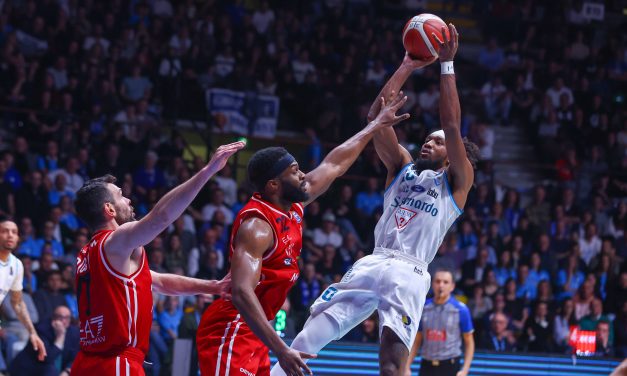 BM ON LBA/ Il clima derby non basta a una mordace Cantù: al PalaDesio trionfa l’Olimpia Milano di Poeta 89-94 – Di Martino Cavigioli