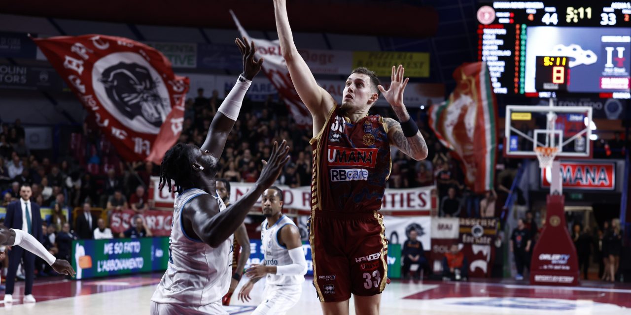 BM ON LBA/ Cantù sul finale spaventa una disattenta Venezia, ma al PalaTaliercio sono i padroni di casa a trionfare 101-95 – Di Martino Cavigioli