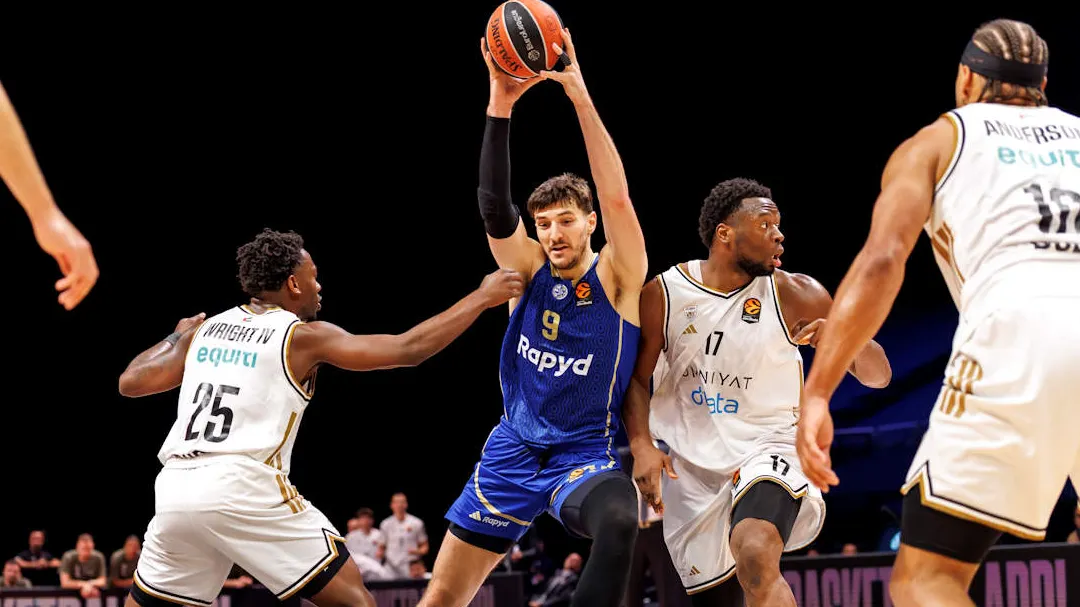 BM DA EUROLEAGUE/ IL PANA BATTE IL FENER, L’HAPOEL MANTIENE LA VETTA, VALENCIA ESPUGNA IL PIREO E RIMANE AL PASSO. TUTTO FACILE PER IL BARÇA, IL MACCABI HA LA MEGLIO SU DUBAI  