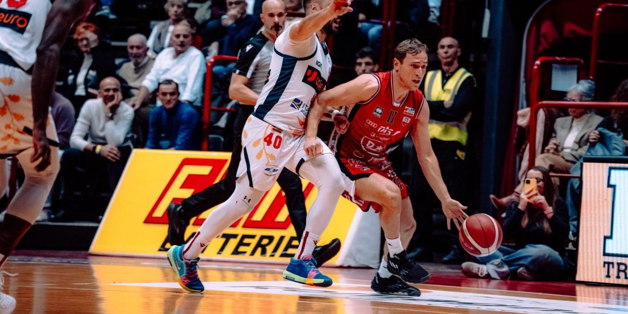 BM ON A2/ CUORE SENZA FINE: LA DOLE BASKET RIMINI RIMONTA DA -16 ED ESPUGNA FORLÌ (86-77) – DI ALBERTO FOSCHI