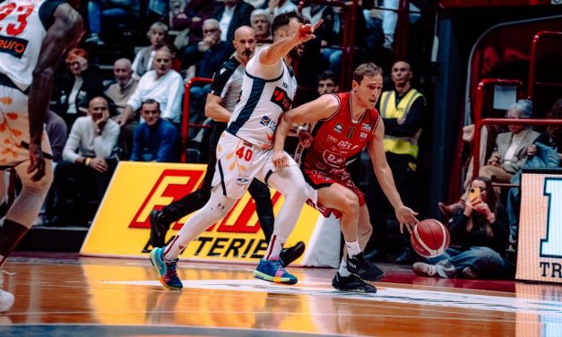 BM ON A2/ CUORE SENZA FINE: LA DOLE BASKET RIMINI RIMONTA DA -16 ED ESPUGNA FORLÌ (86-77) – DI ALBERTO FOSCHI