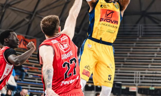 BM ON A2/ Scafati vince il derby grazie al duo Walker – Caroti e rilancia le proprie ambizioni – di Pietro Luigi D’Amico