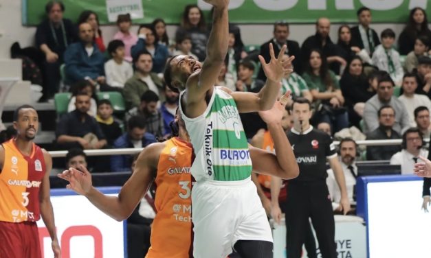BM SULLE STRADE D’EUROPA / TURCHIA: CONTINUA IL PRIMATO DEL BESIKTAS ED EFES IN CRISI – DI ALVISE BALDAN