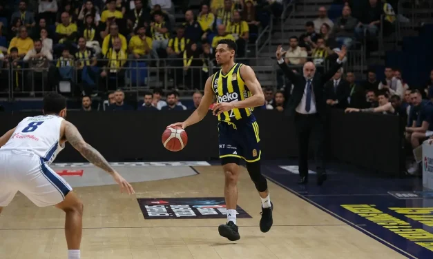 BM SULLE STRADE D’EUROPA / TURCHIA: IL FENER BATTE L’EFES ED IL BESIKTAS CONTINUA LA STRISCIA DI VITTORIE – DI ALVISE BALDAN