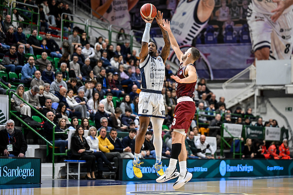 BM ON LBA/ Le Pagelle: Thomas e Nate Johnson decisivi per il successo di Sassari, bene anche Beliauskas. Non bastano Cappelletti e JD Notae a Trapani – di Valerio Laurenti